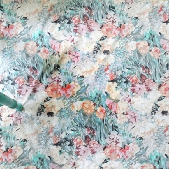 Floral Small Tablecloth Fabric Material - Picture 3 of 6